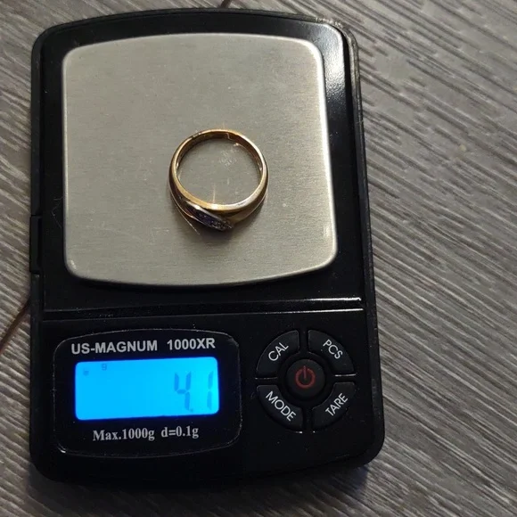 DIAMOND 10k solid gold 3 stone ring - Picture 8 of 8